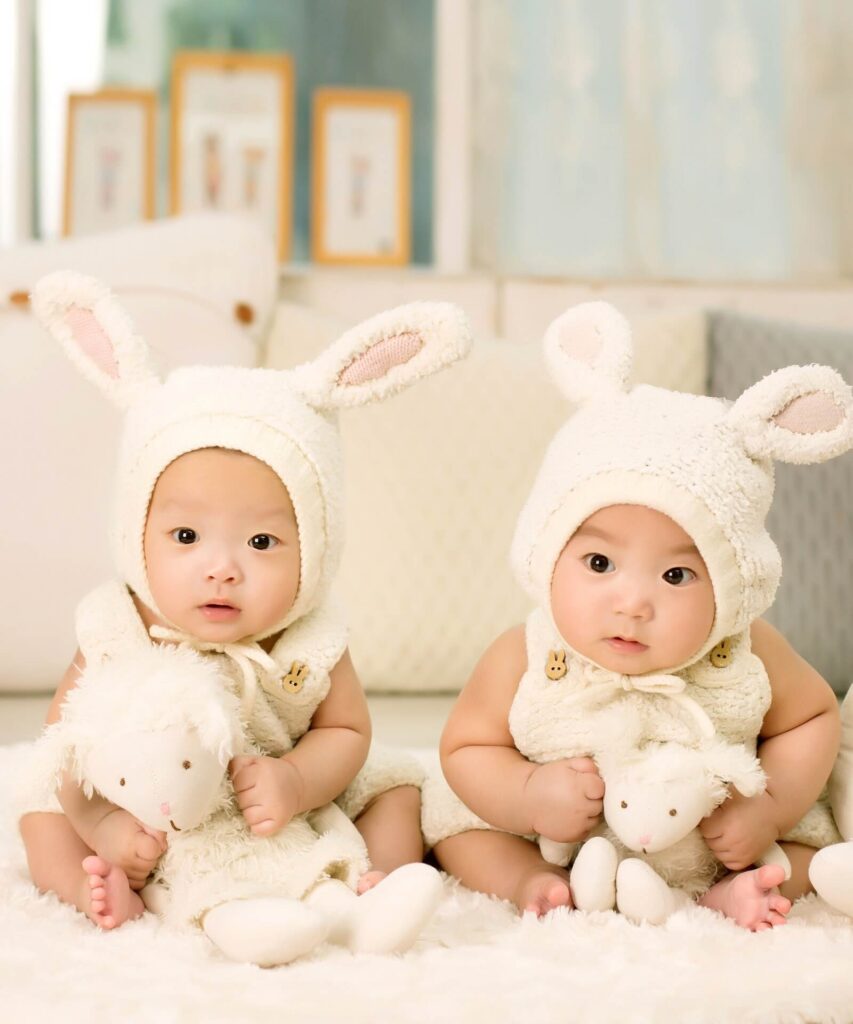 The Perfect Pair Of Names For Your Twin Babies