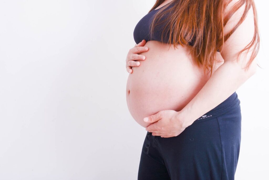 How is twin pregnancy different from singleton pregnancy